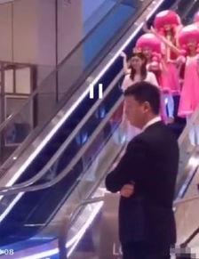 网友爆料作秀视频,作秀视频引发热议,揭秘网络现象背后的真相 第1张 网友爆料作秀视频,作秀视频引发热议,揭秘网络现象背后的真相 第1张